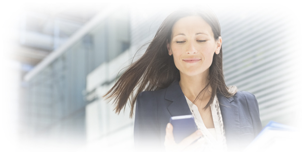 happy-corporate-women happy-corporate-women